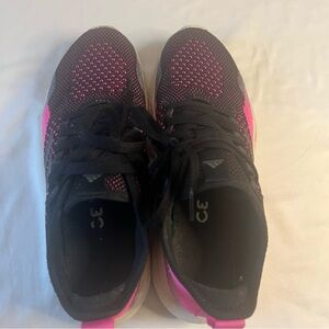 adidas Women’s Fluidflow 2.0 Running Shoe in Screaming Pink/black